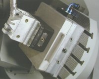 The PositiveLock system CenterCompact vises are ideally suited to 3-D machining 